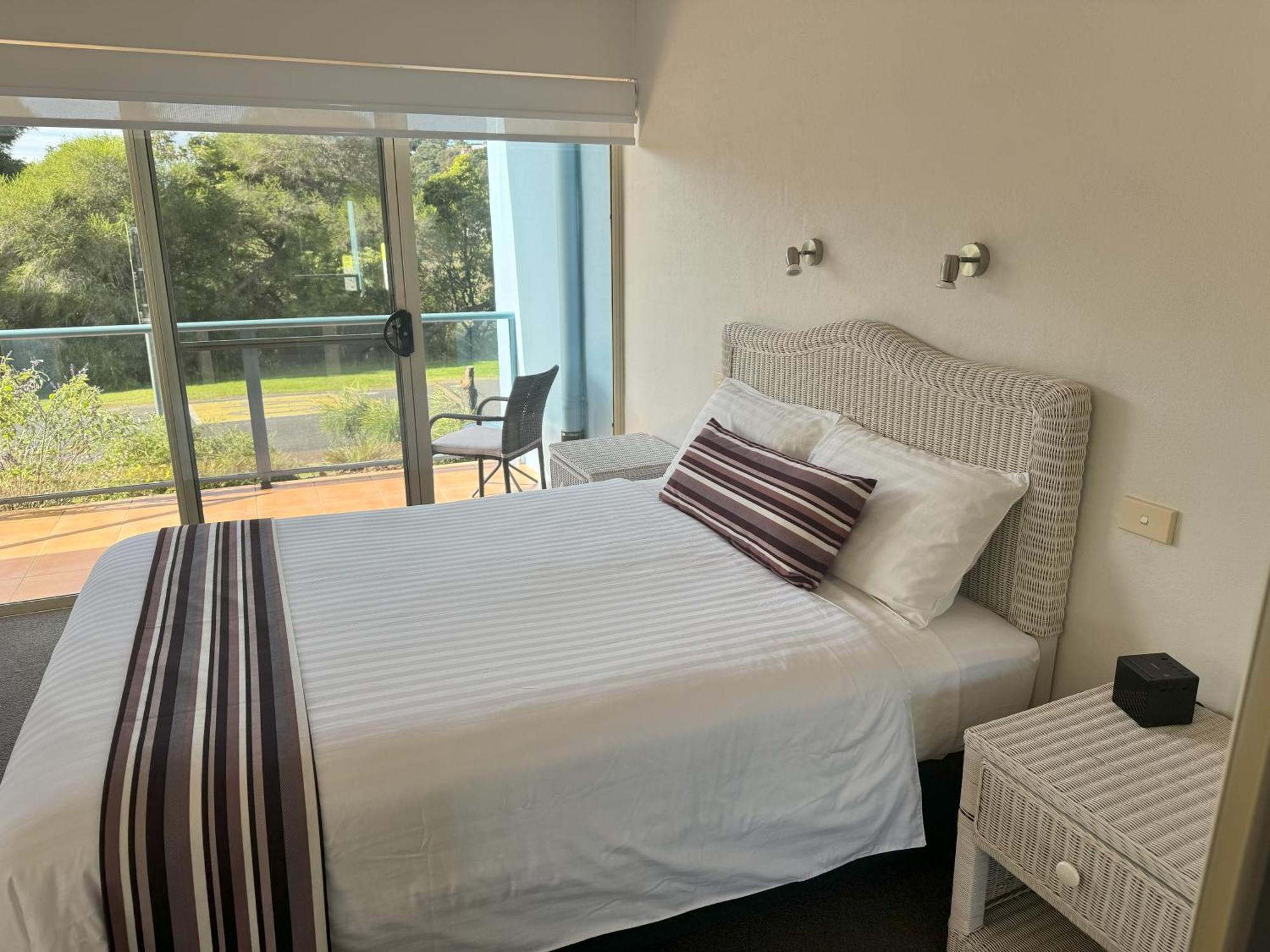 Bluewater Apartments Меримбула Екстериор снимка